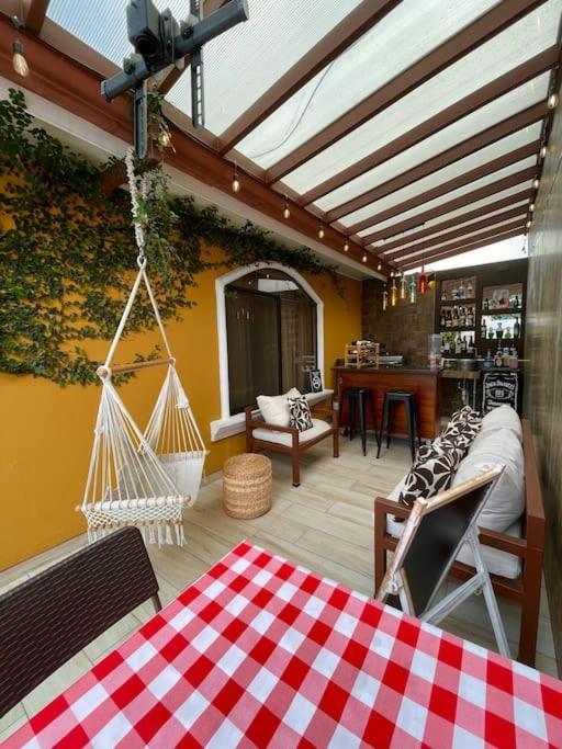 Airport Sjo Residence - Edward & Familia Inn Río Segundo Εξωτερικό φωτογραφία