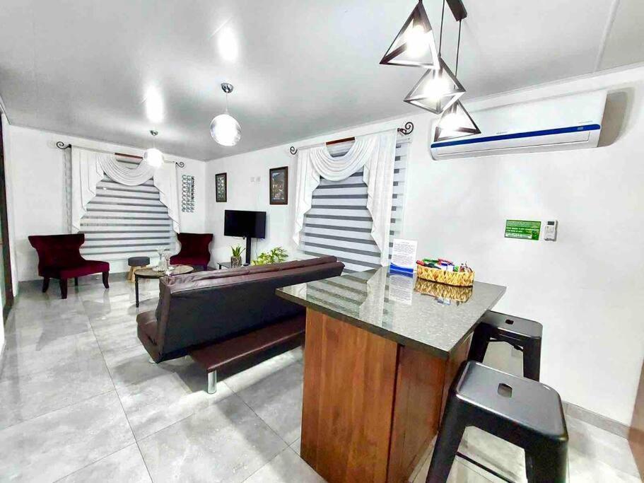 Airport Sjo Residence - Edward & Familia Inn Río Segundo Εξωτερικό φωτογραφία