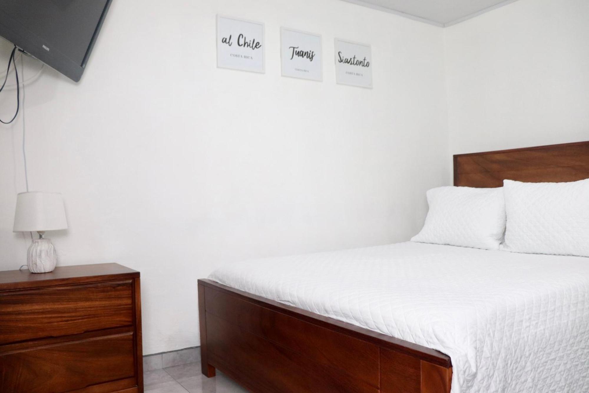 Airport Sjo Residence - Edward & Familia Inn Río Segundo Εξωτερικό φωτογραφία